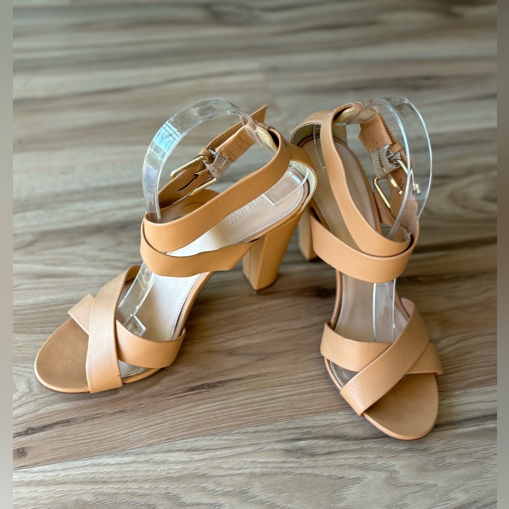 J Crew Made in Italy Mari Tan Leather Strappy Heeled Sandals Size 9 1/2 - Picture 2 of 7